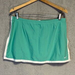 Nike (size L) turquoise, athletic skort